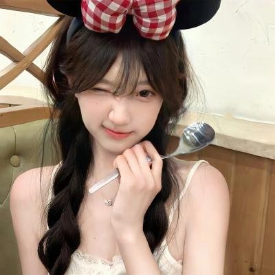 男人与婴儿